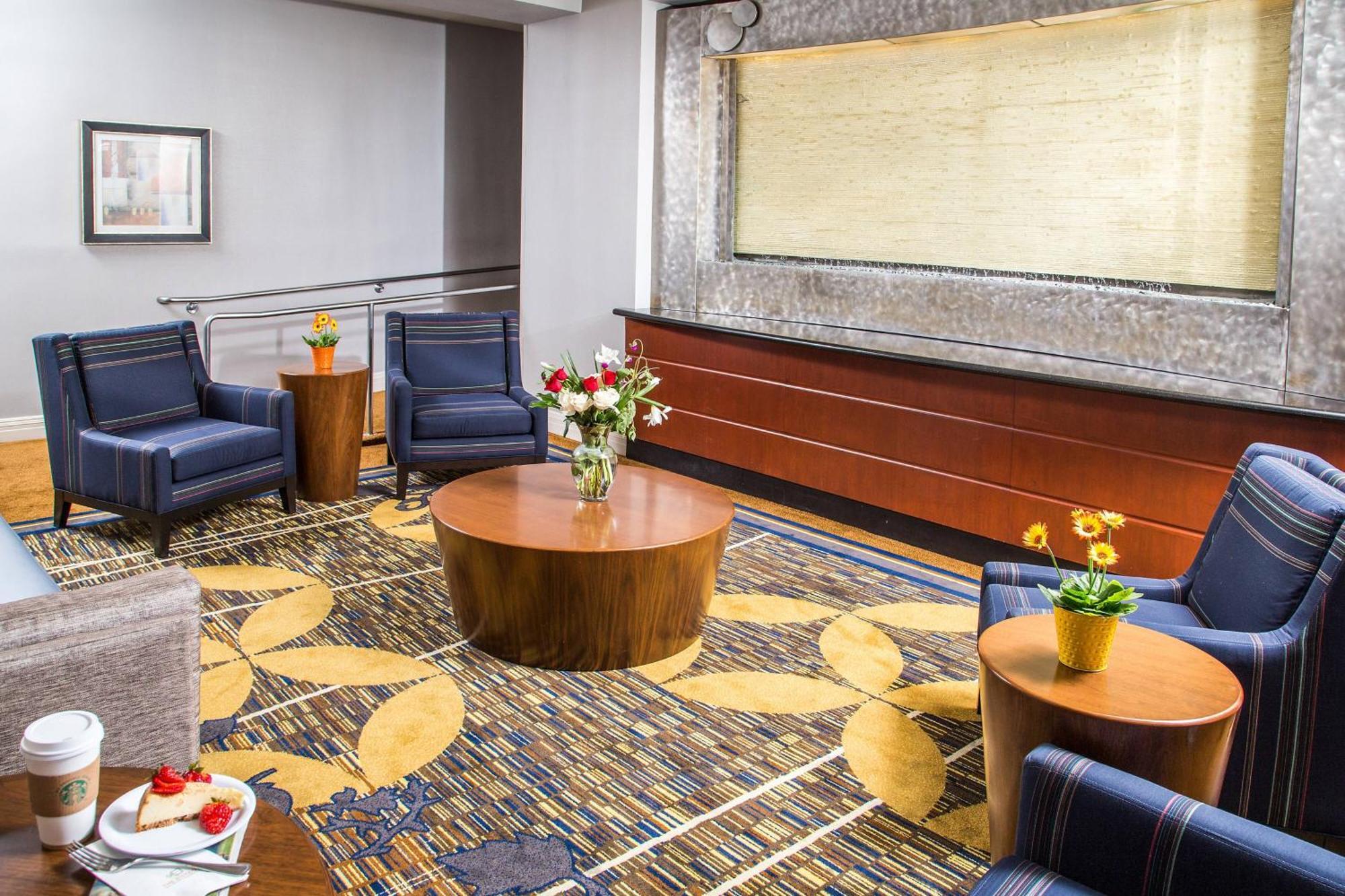 Courtyard By Marriott Los Angeles Pasadena/Монровія Екстер'єр фото