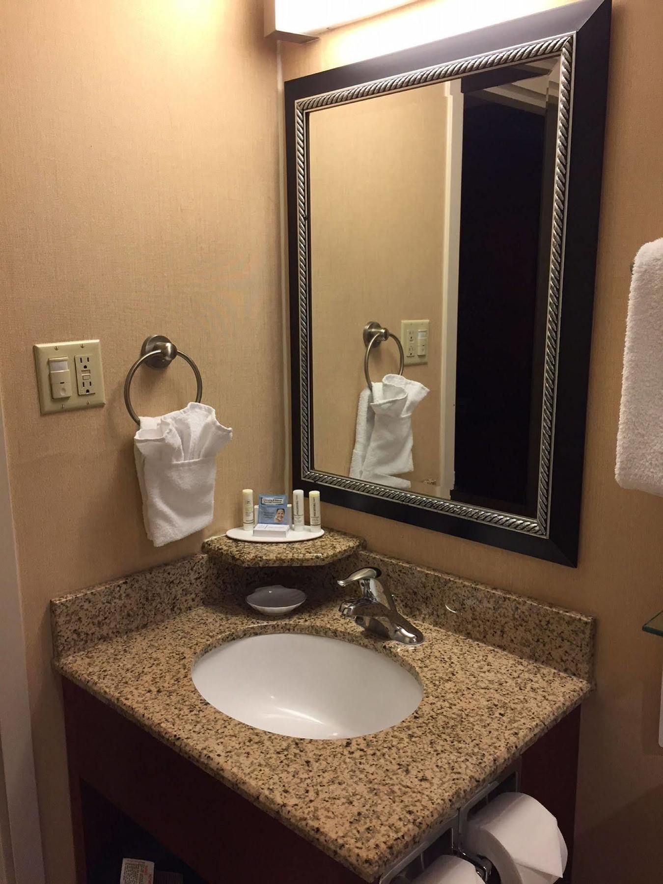Courtyard By Marriott Los Angeles Pasadena/Монровія Екстер'єр фото